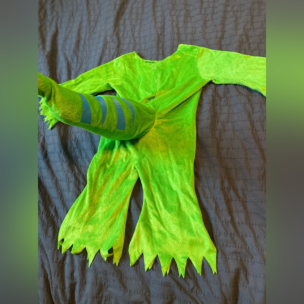 Kids Dragon Costume Size 2T - 4T - Picture 9 of 10